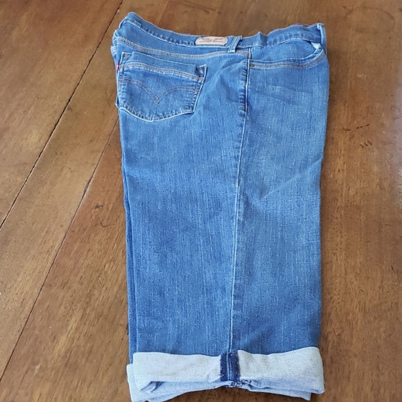LEVI'S STRAUSS Blue Bermuda. Size 10 - Picture 1 of 12